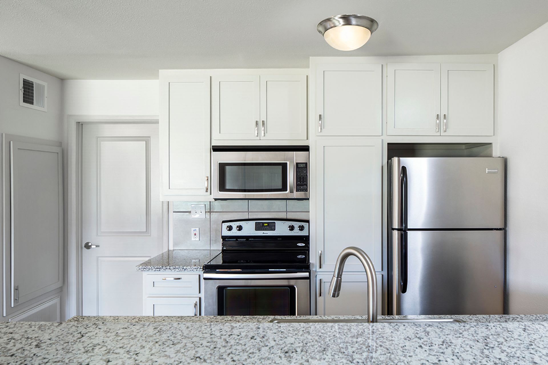 3390 Magnolia Street 2 – photo 5