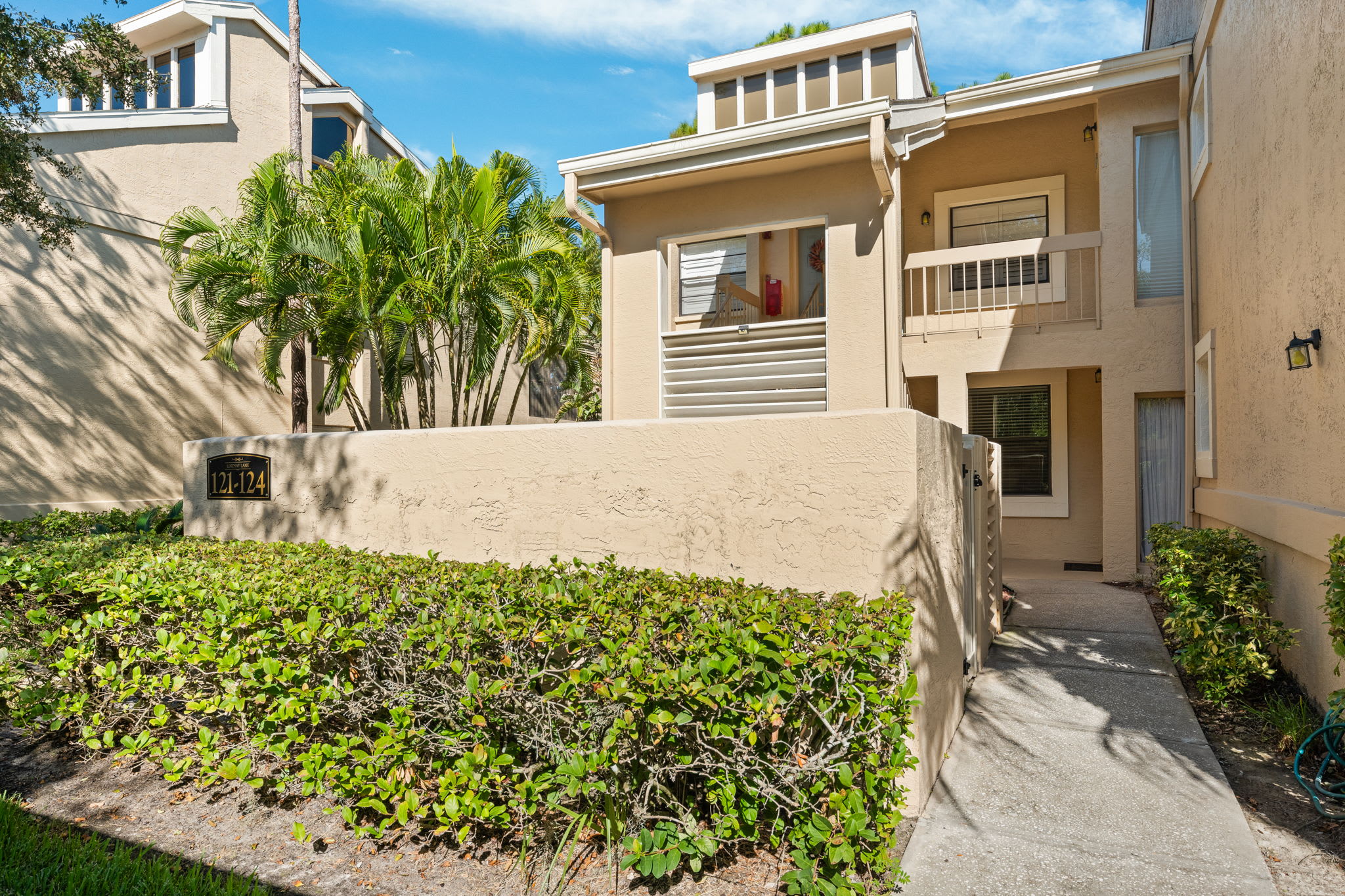 121 Lindsay Ln – photo 3