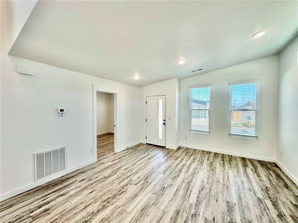 1101 States Avenue – photo 3