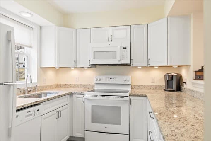 181 Riverside Townhouses Road – photo 4