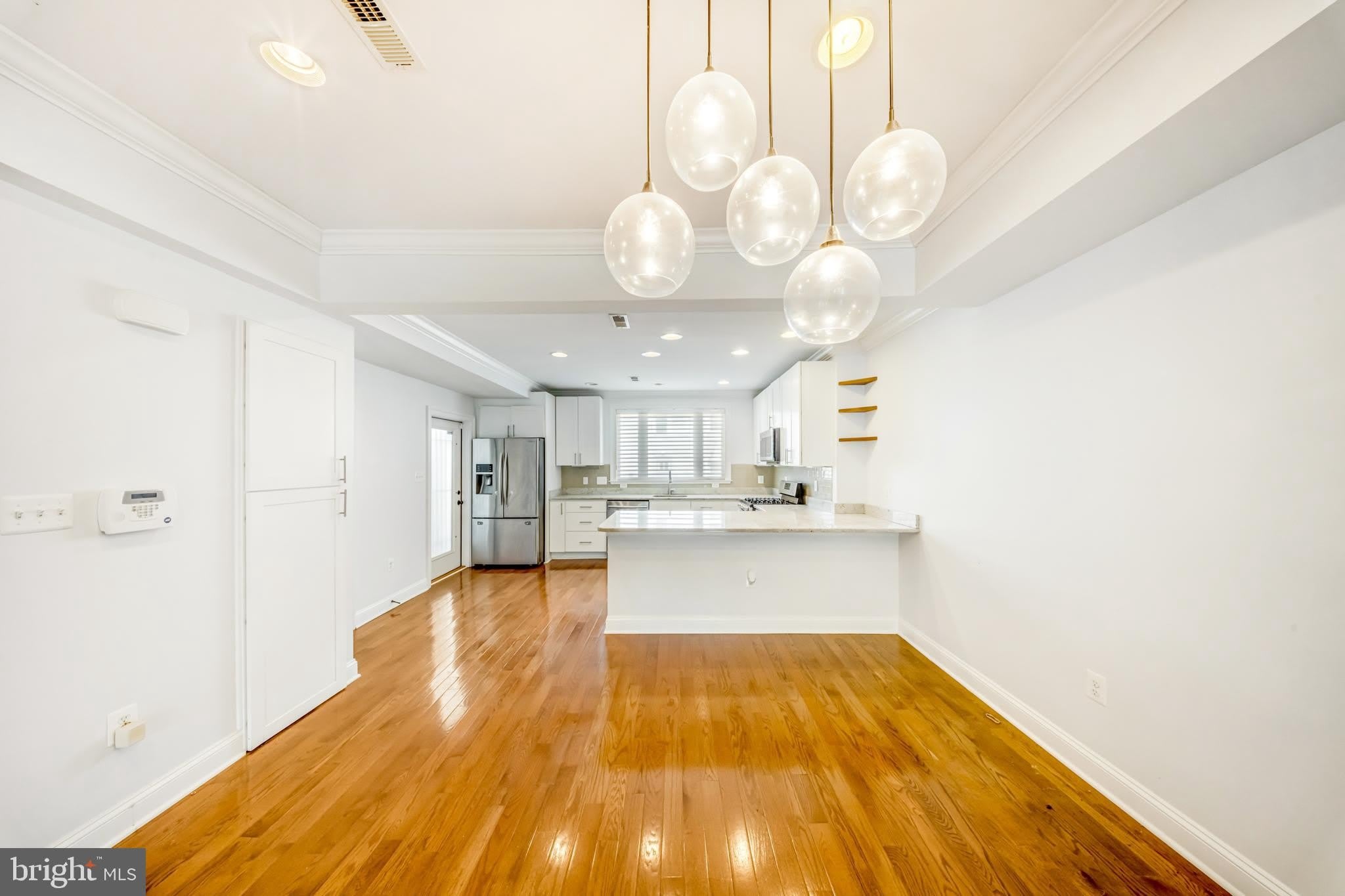 1505 SPRING Place NW – photo 5