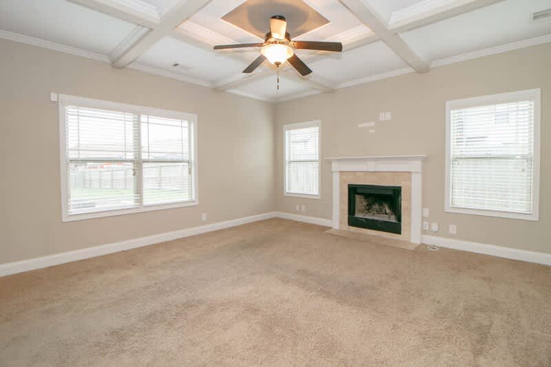 3338 N Henderson Way – photo 3