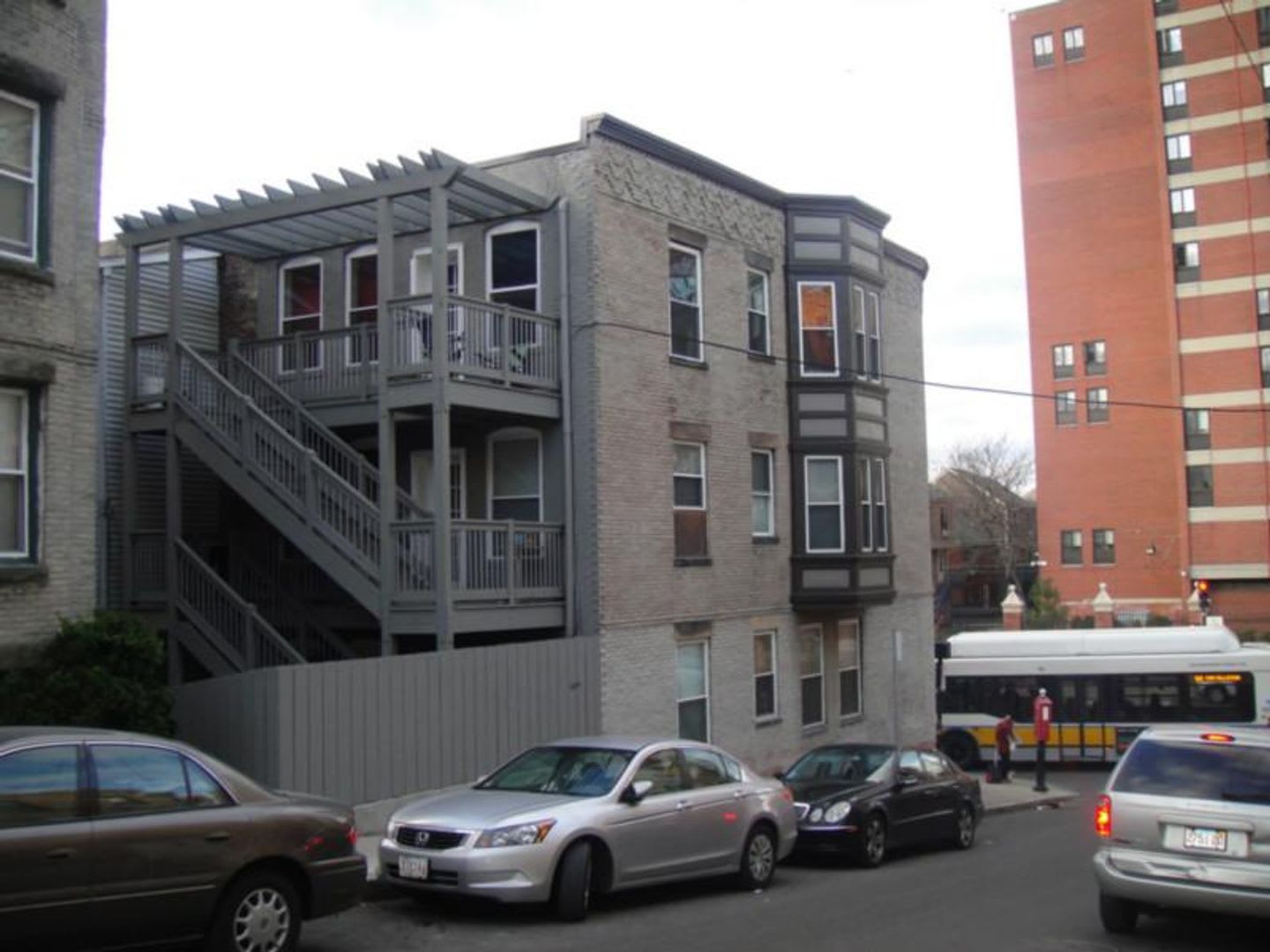 NIce 4 bed in Mission Hill – photo 5