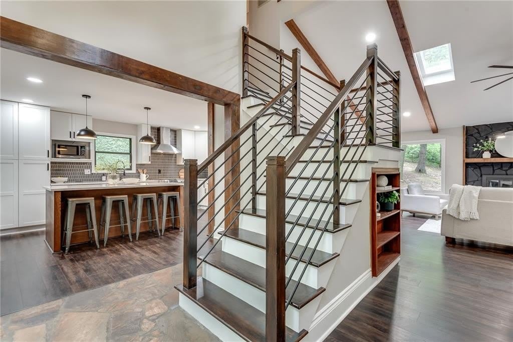 1820 Cedar Cliff Drive Se – photo 2