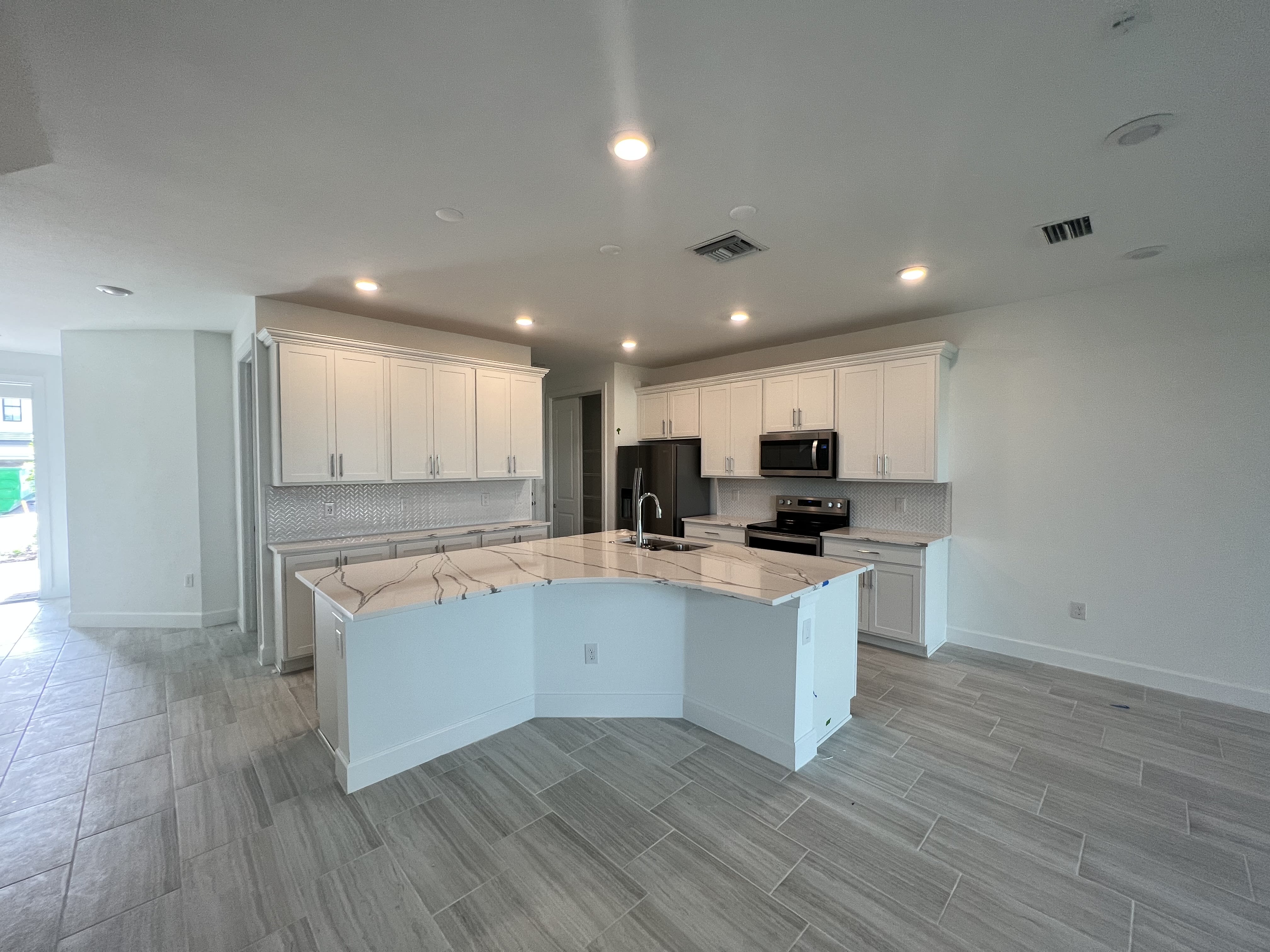 4086 Sonoma Oaks Circle – photo 2