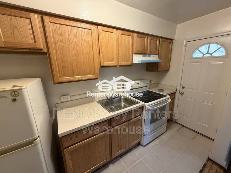 1038 Iris Ave – photo 2