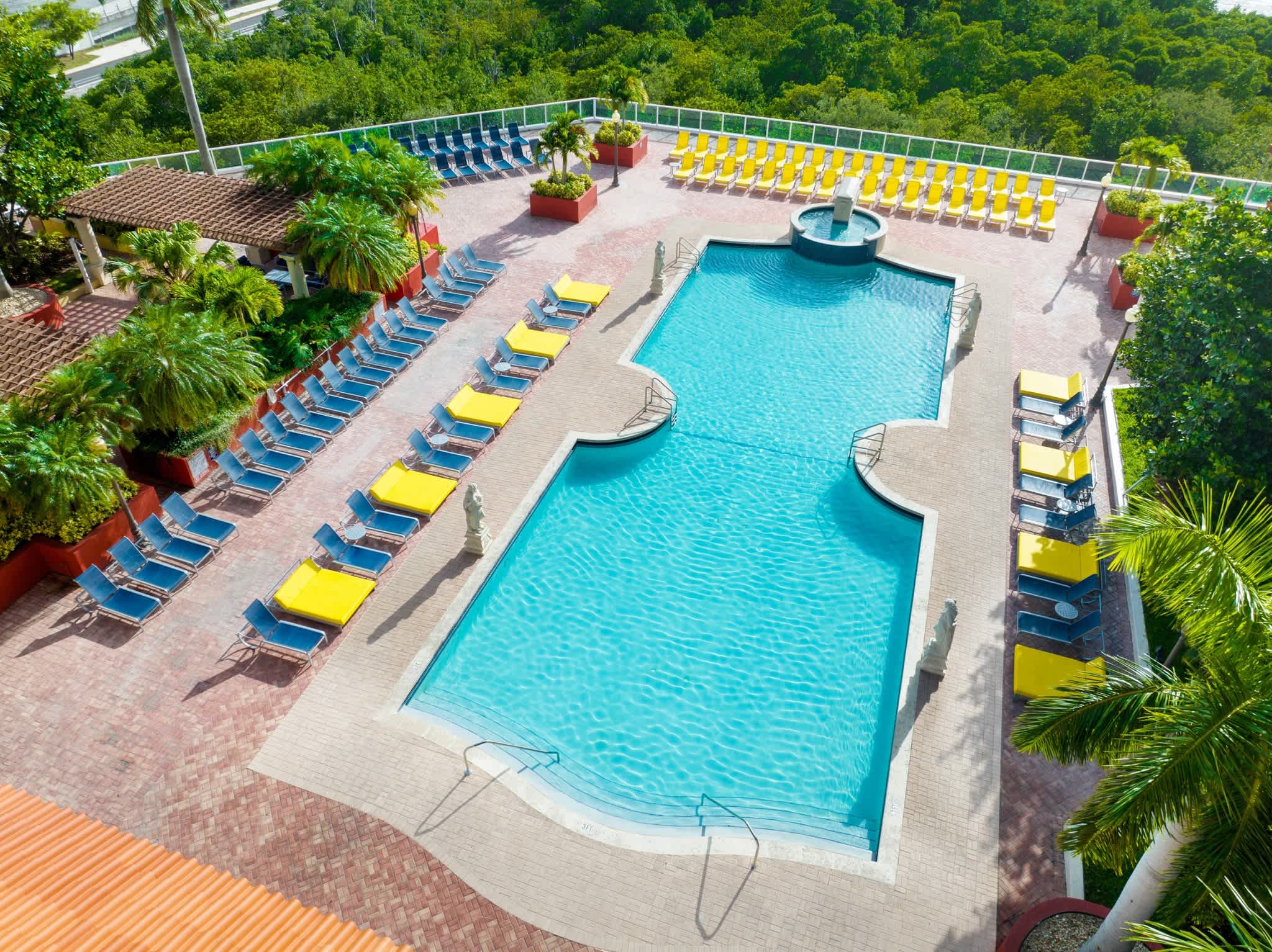 Intracoastal Yacht Club – photo 2