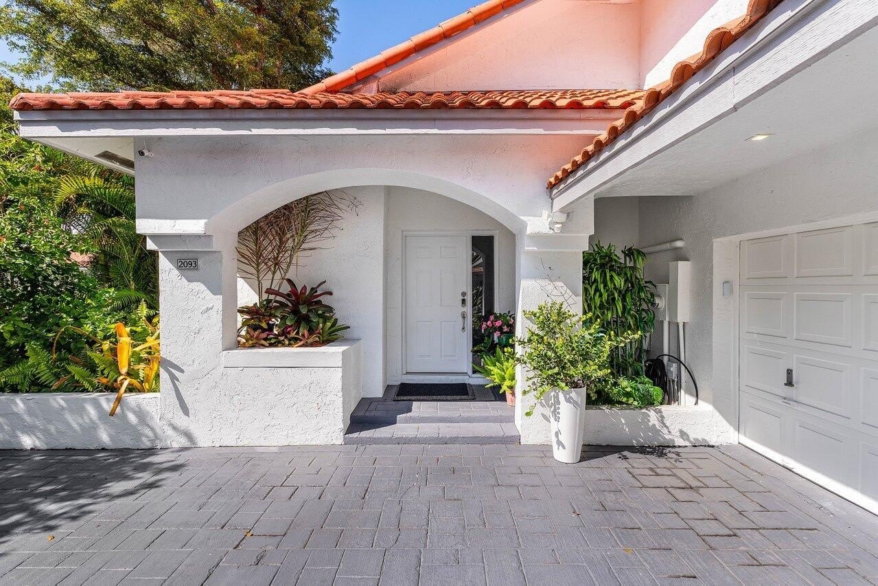 2093 NW 52nd Street – photo 3