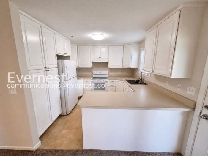 701 Vineland Court – photo 5