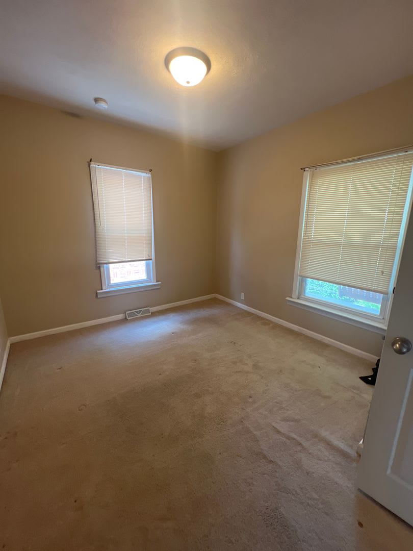 Coming Soon! 4 Bed 1.5 Bath – photo 4