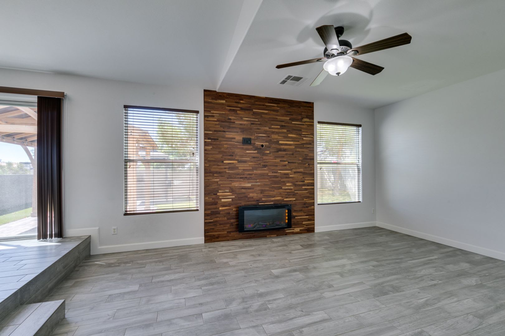 Highly Upgraded with Bedroom and Full Bathroom Downstairs / 4bd, 3bth – photo 5