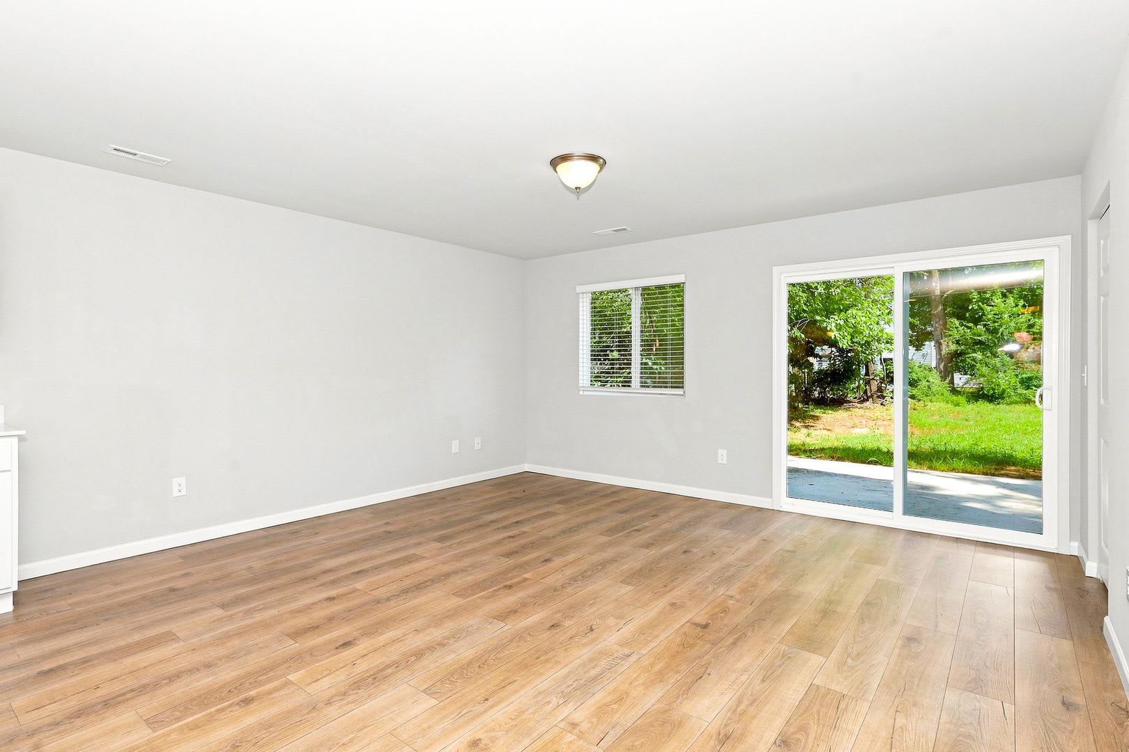 Move In Special Get August September Rent Free Move In By August 31St To Receive Free Rent For Both August And September Take Advantage Of This Limited Time Offer – photo 4