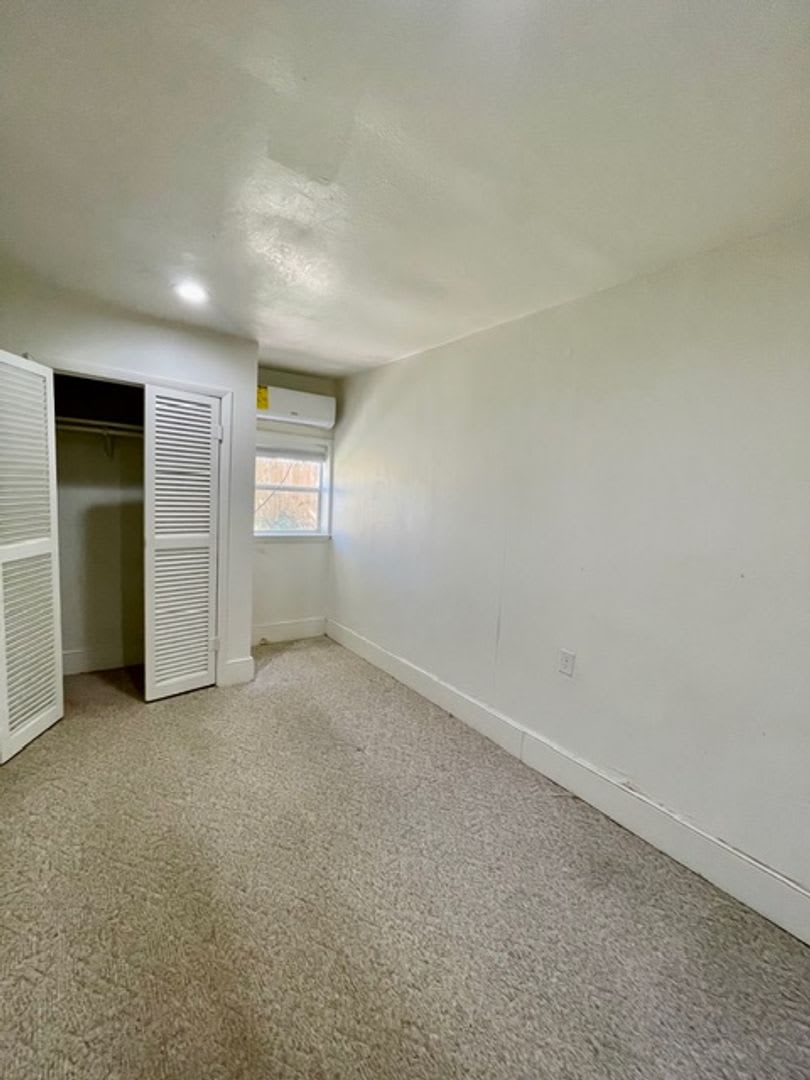 2107 Morrow – photo 4