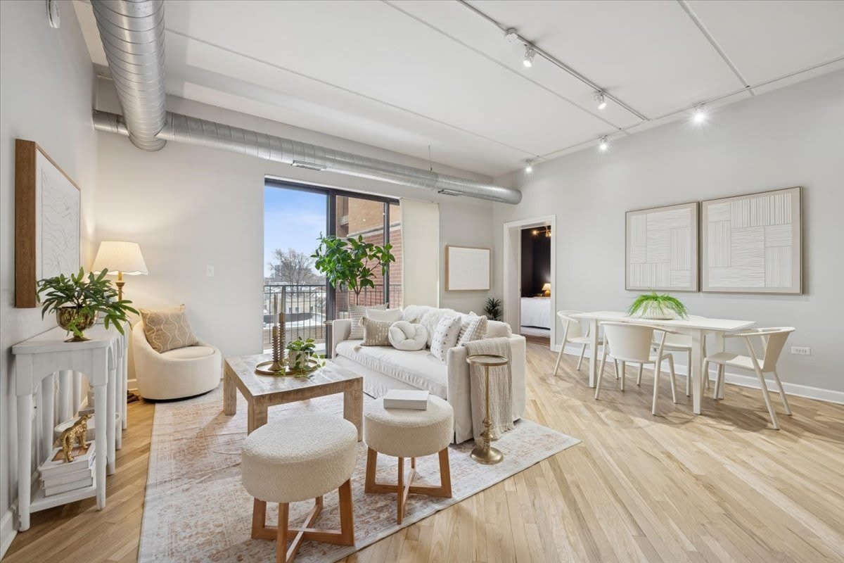 3125 W Fullerton Avenue – photo 3