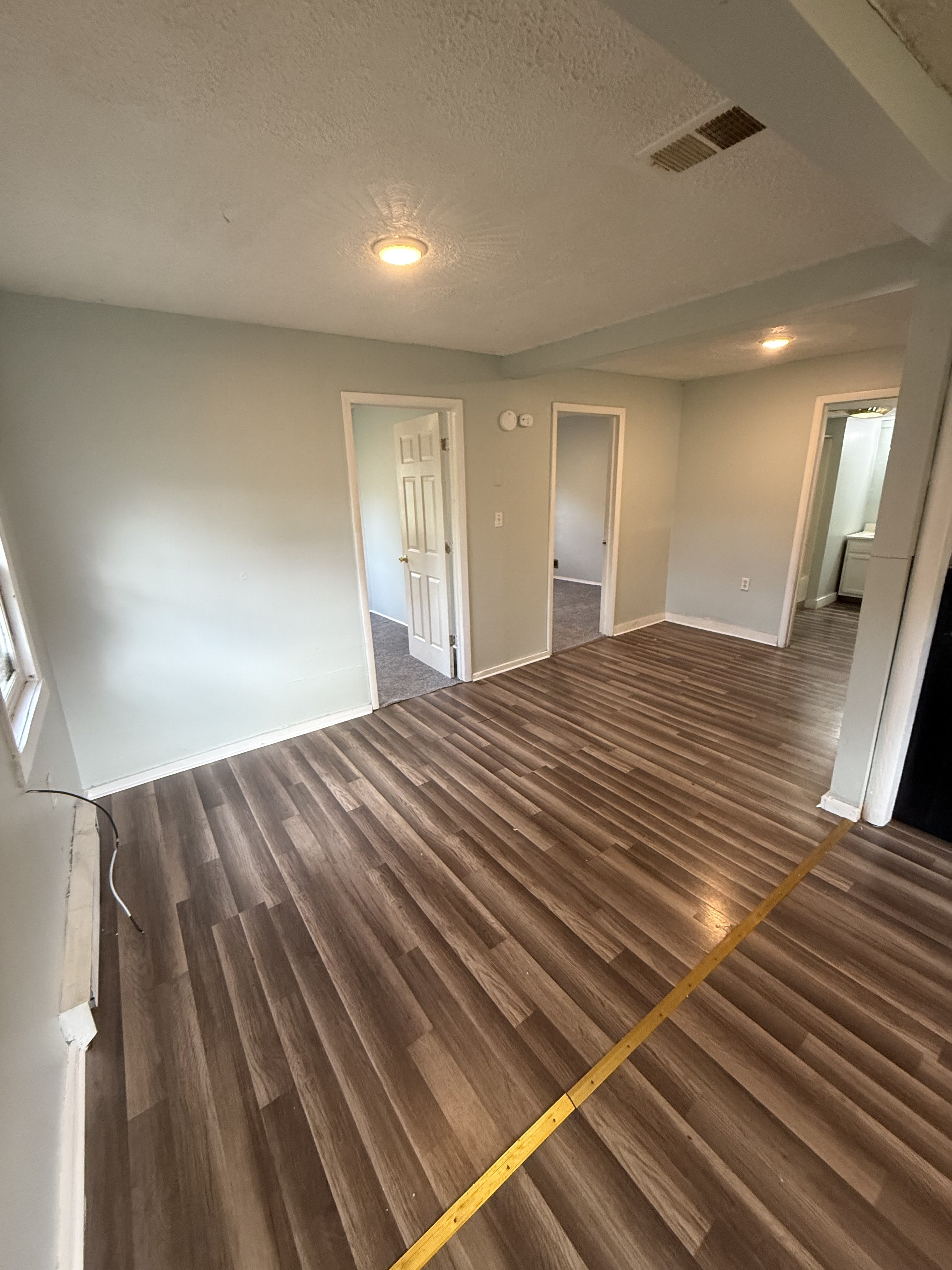240 Horseheads Blvd – photo 1