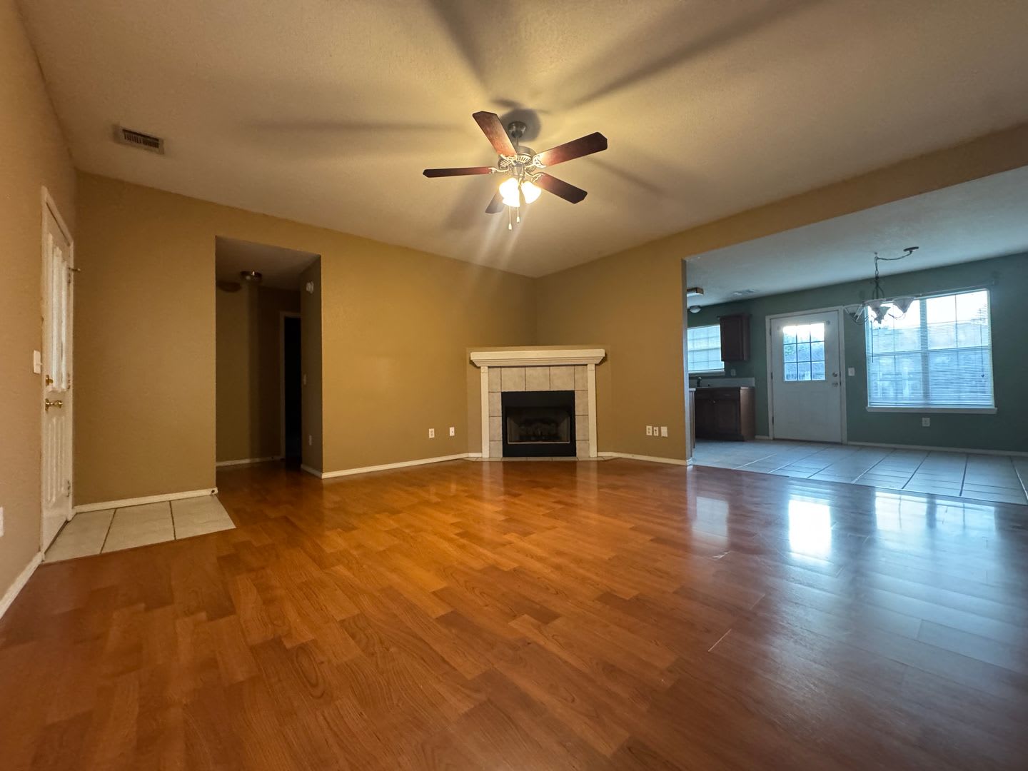 ***550 Walker Street*** – photo 2