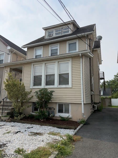 545 Newark Ave – photo 2