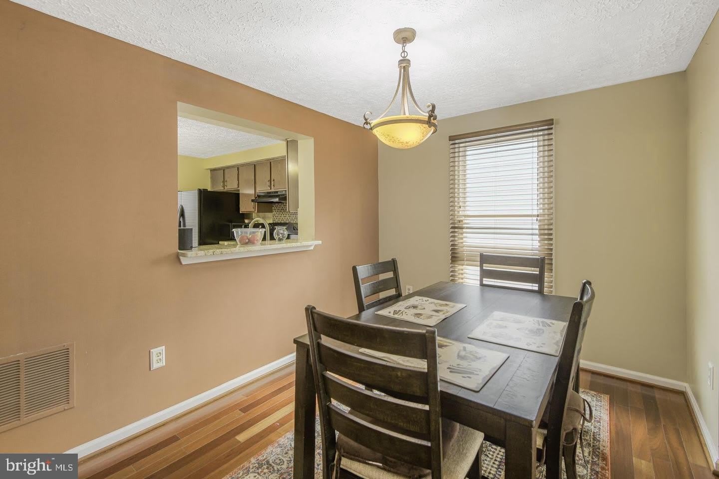 6121 CEDAR WOOD DR – photo 5