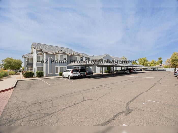 2910 West Marconi Avenue – photo 2