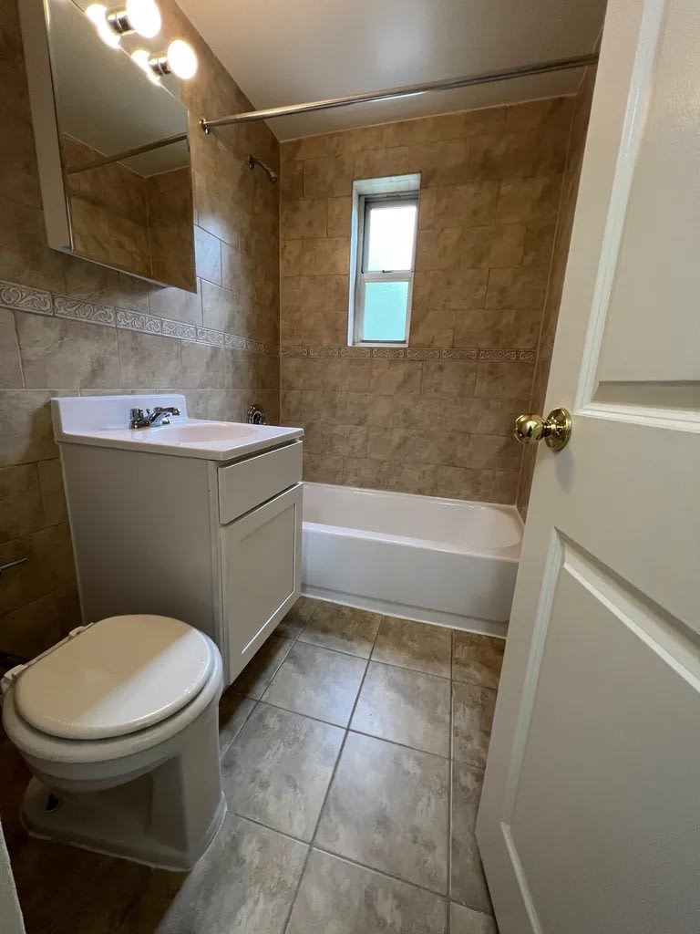 80 Arlo Rd Apt 1B – photo 3