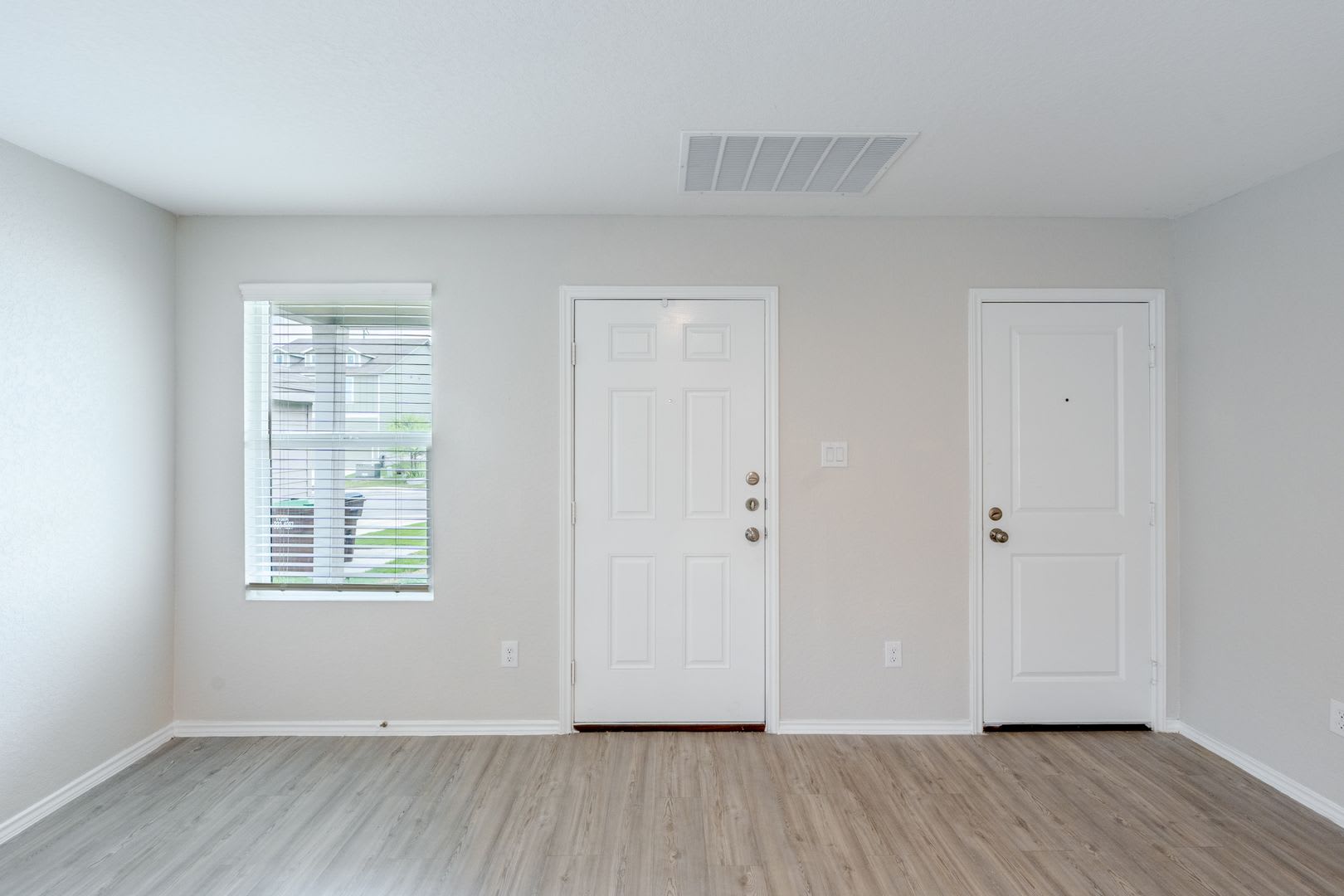 Rental Home – photo 4