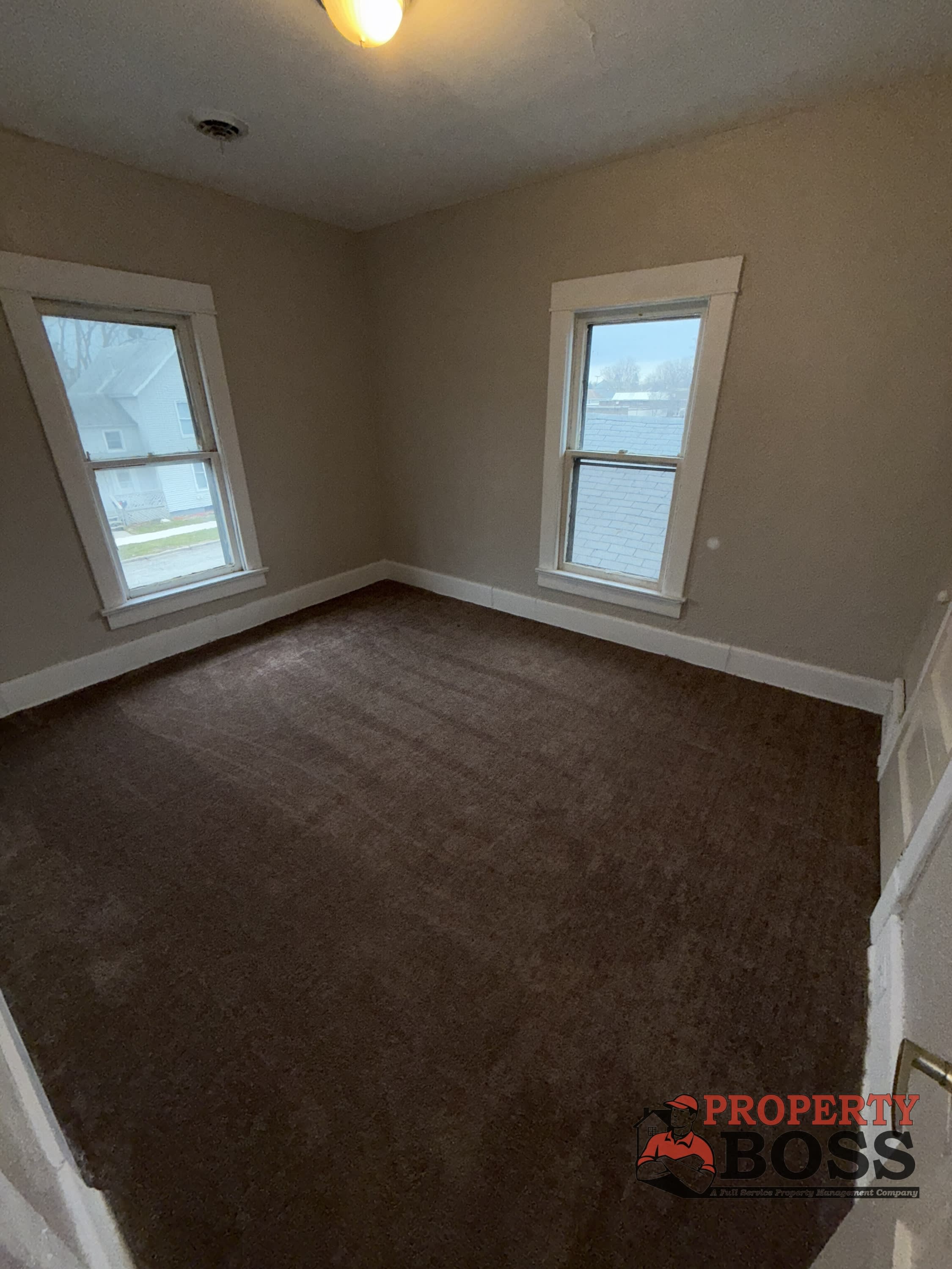 303 Harrison Street – photo 5
