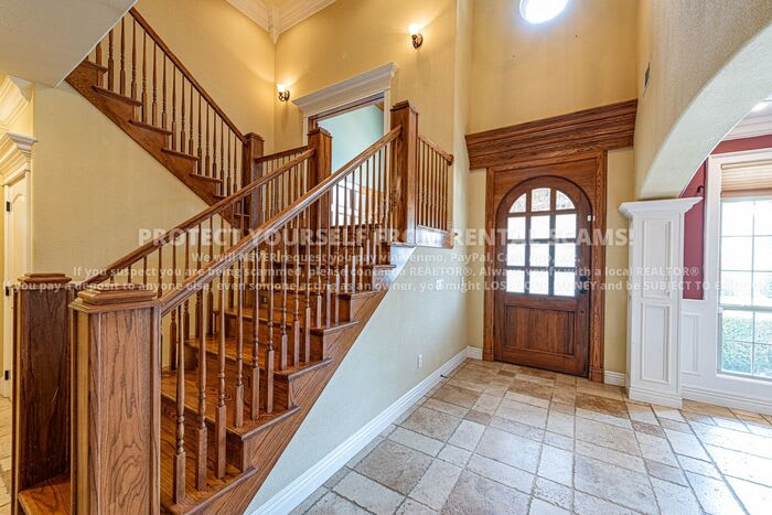 4003 Northeast Cadbury Avenue – photo 4