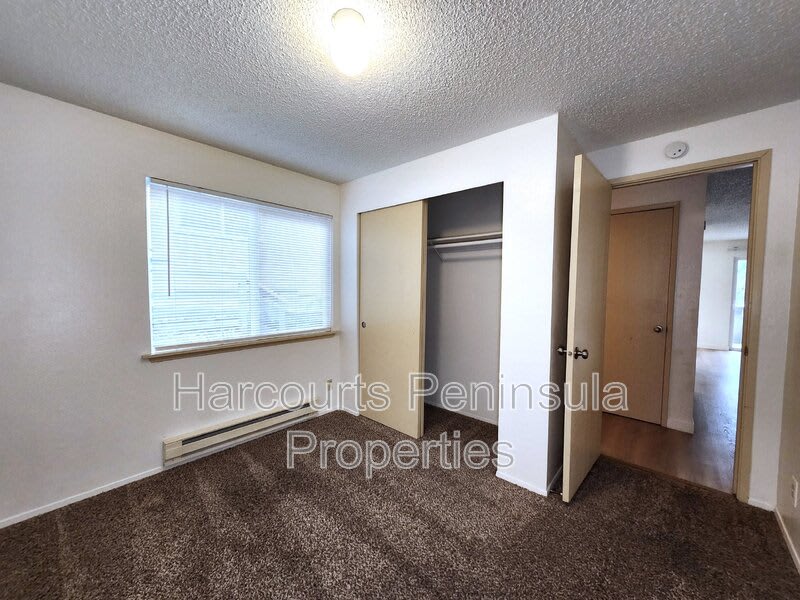 45 NE Torval Canyon Rd – photo 3