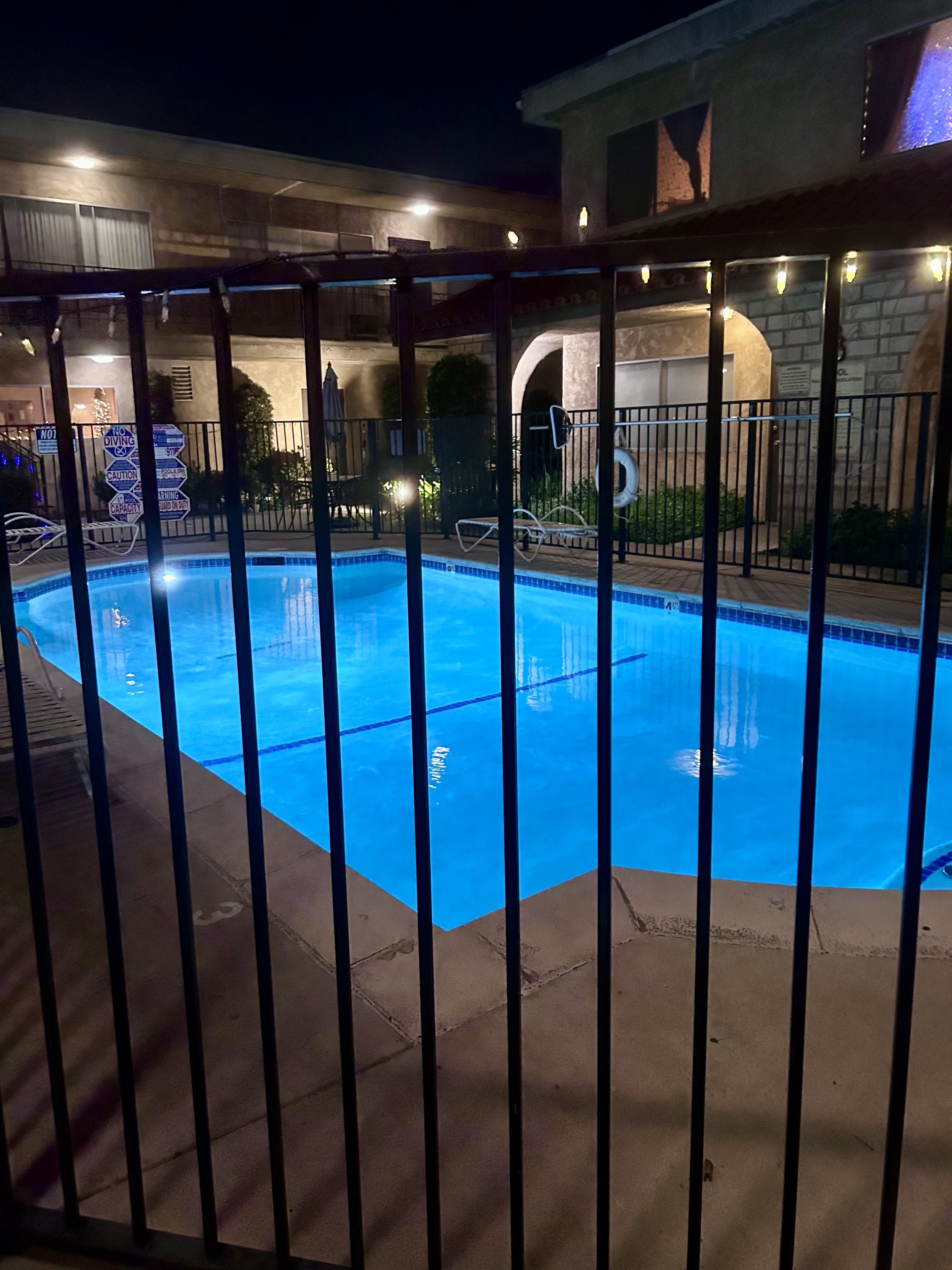 11840 Chandler Boulevard – photo 5