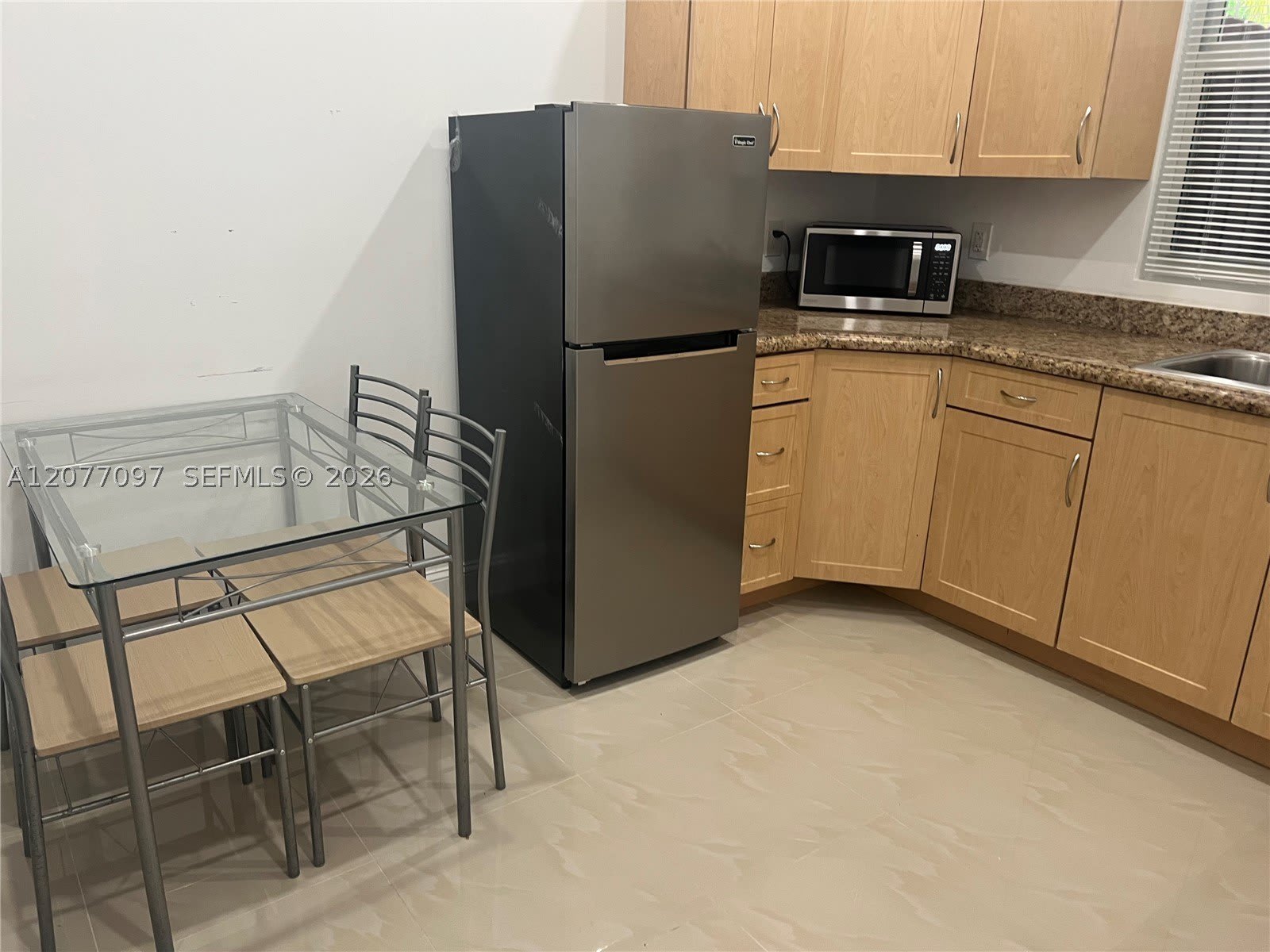 1412 SW 82nd Ct – photo 4