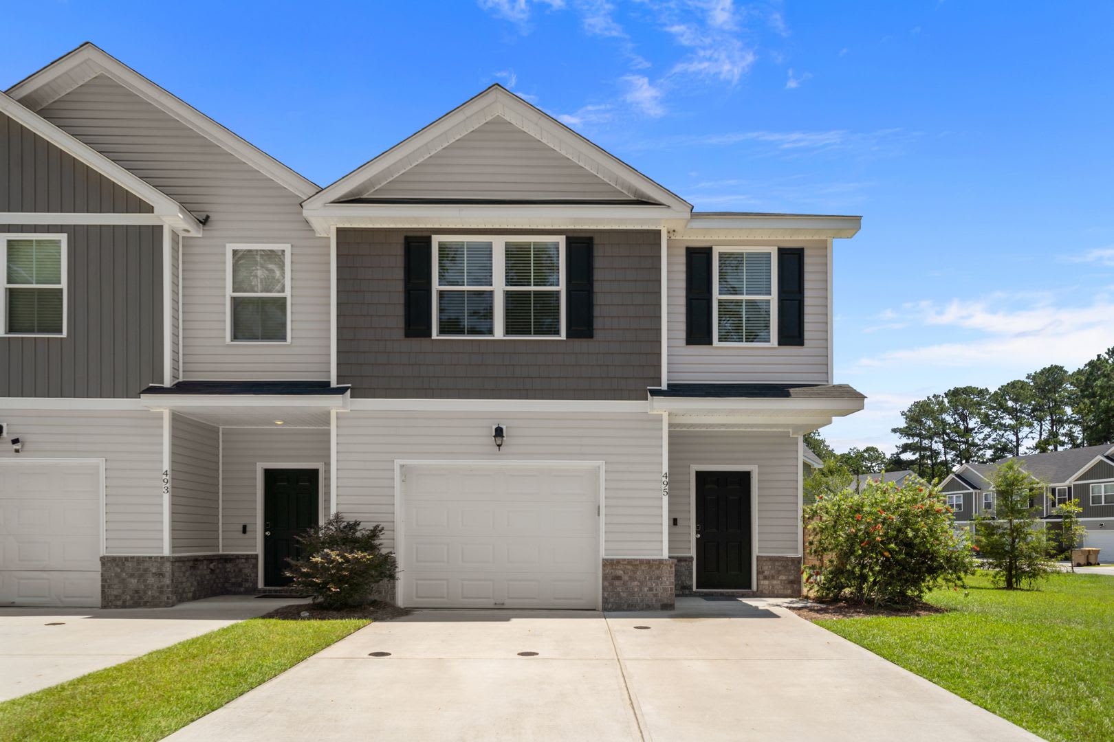 Stunning 3 Bedroom Townhome in Towne Park, Pooler GA – photo 1