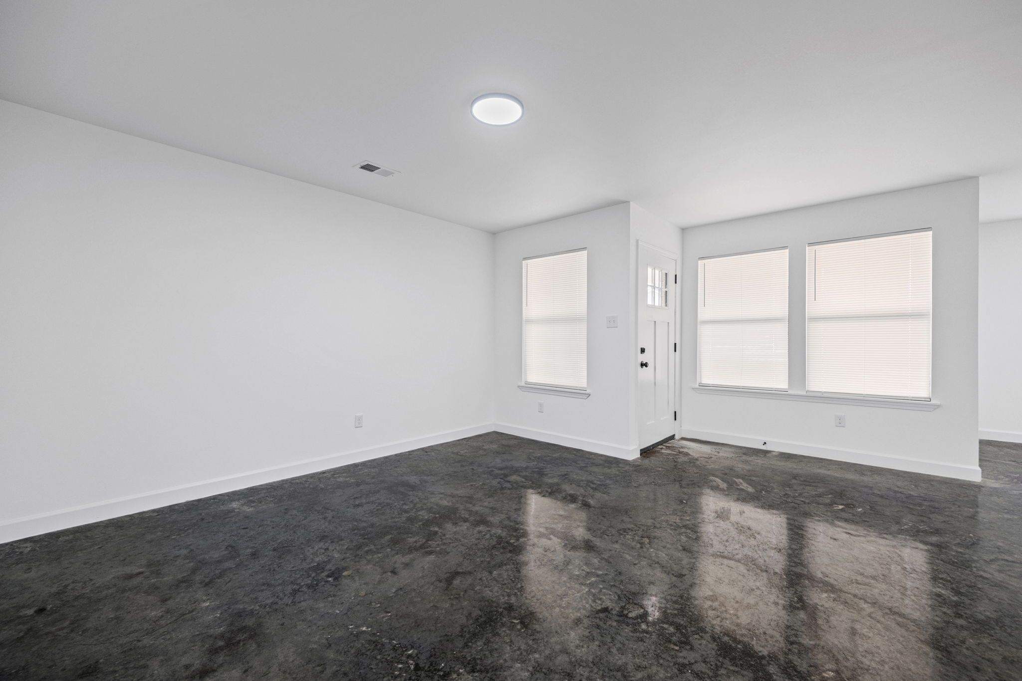 778 Hanley St – photo 5