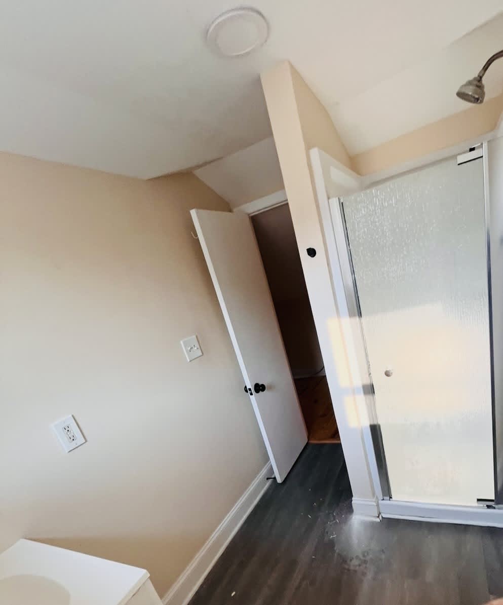 1007 Grace Avenue – photo 5