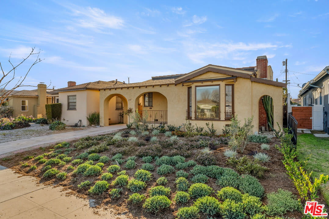8905 South Wilton Place – photo 4