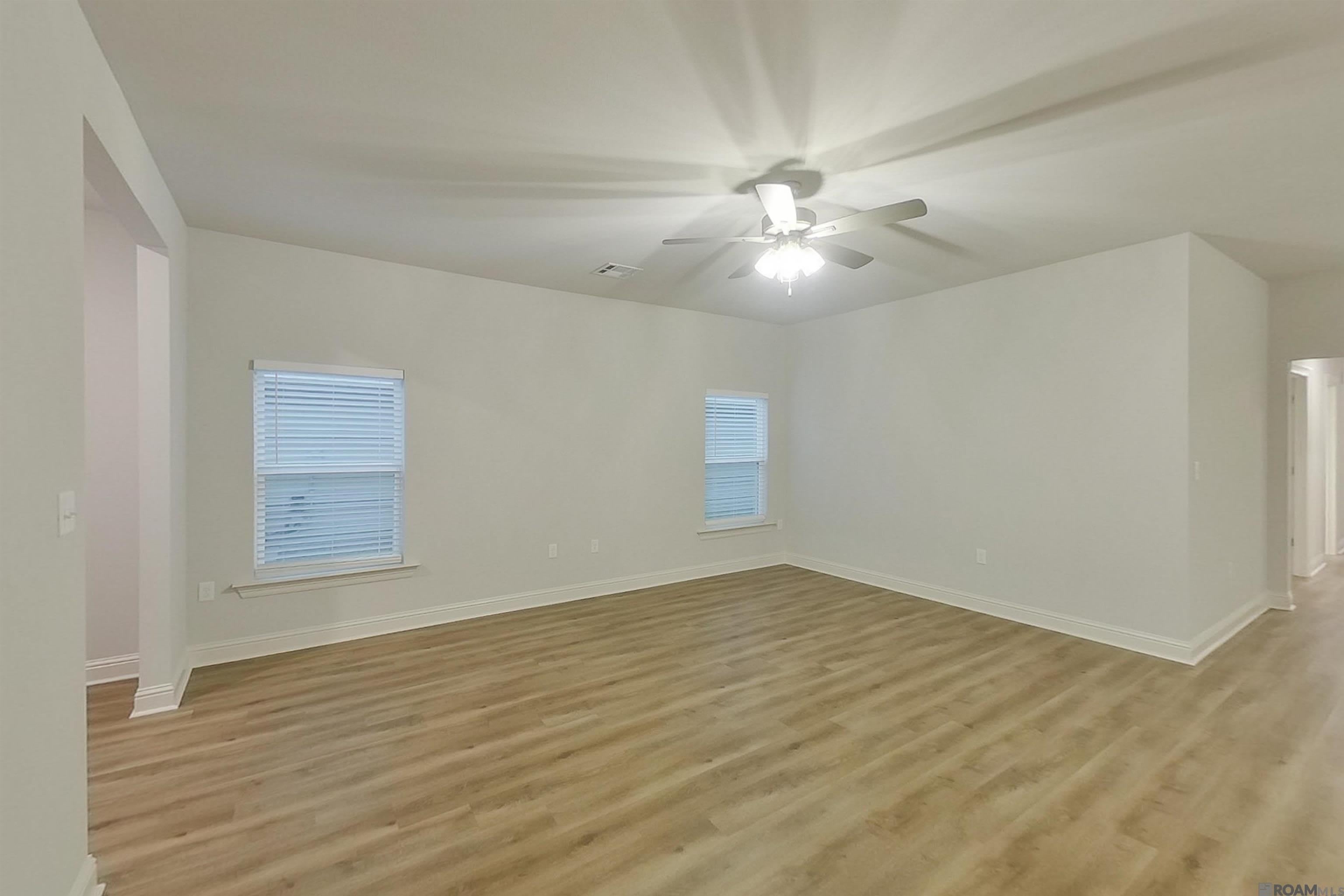 8034 Elliot Rd – photo 3