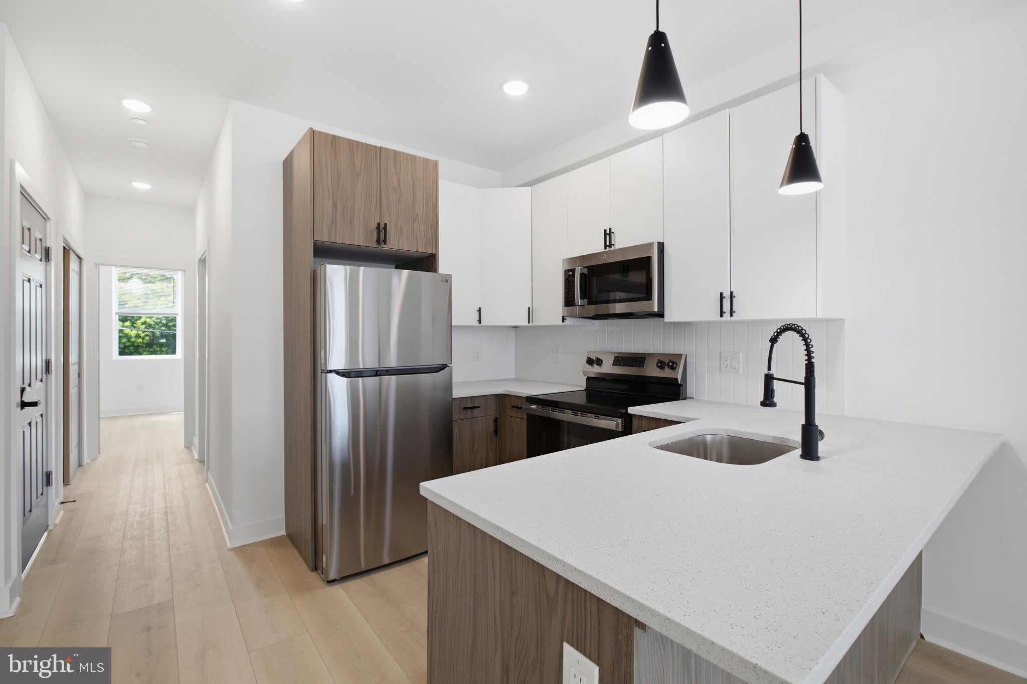 2237 N 16TH Street – photo 1