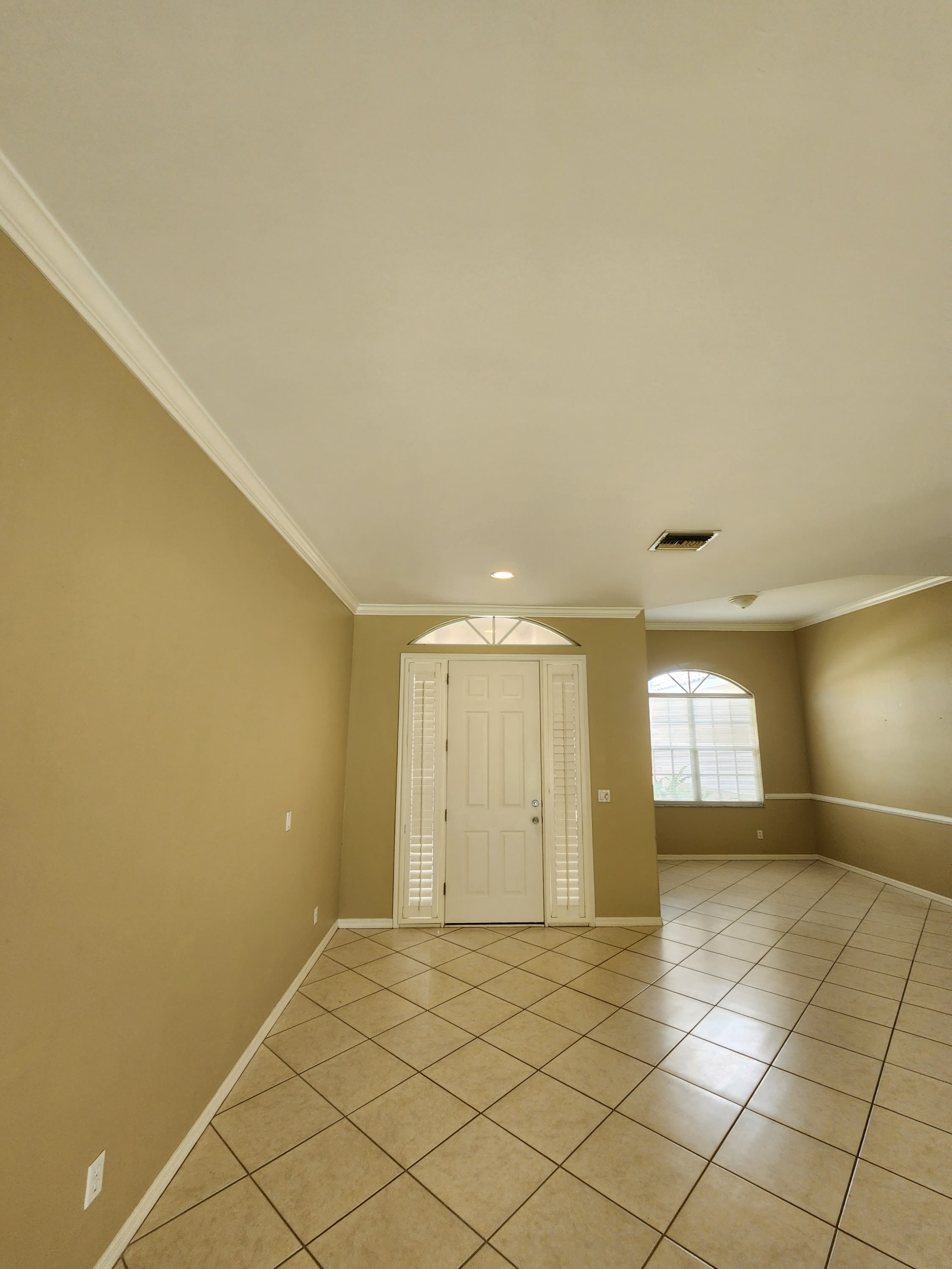 11082 Lakeland Circle – photo 5
