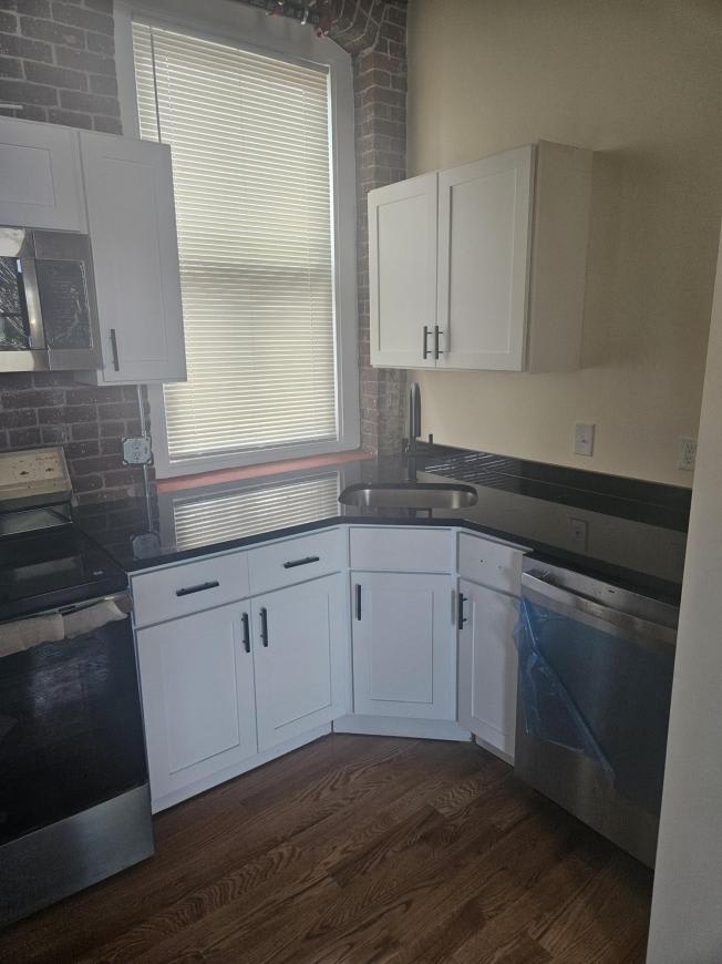 85 Harding St. – photo 4
