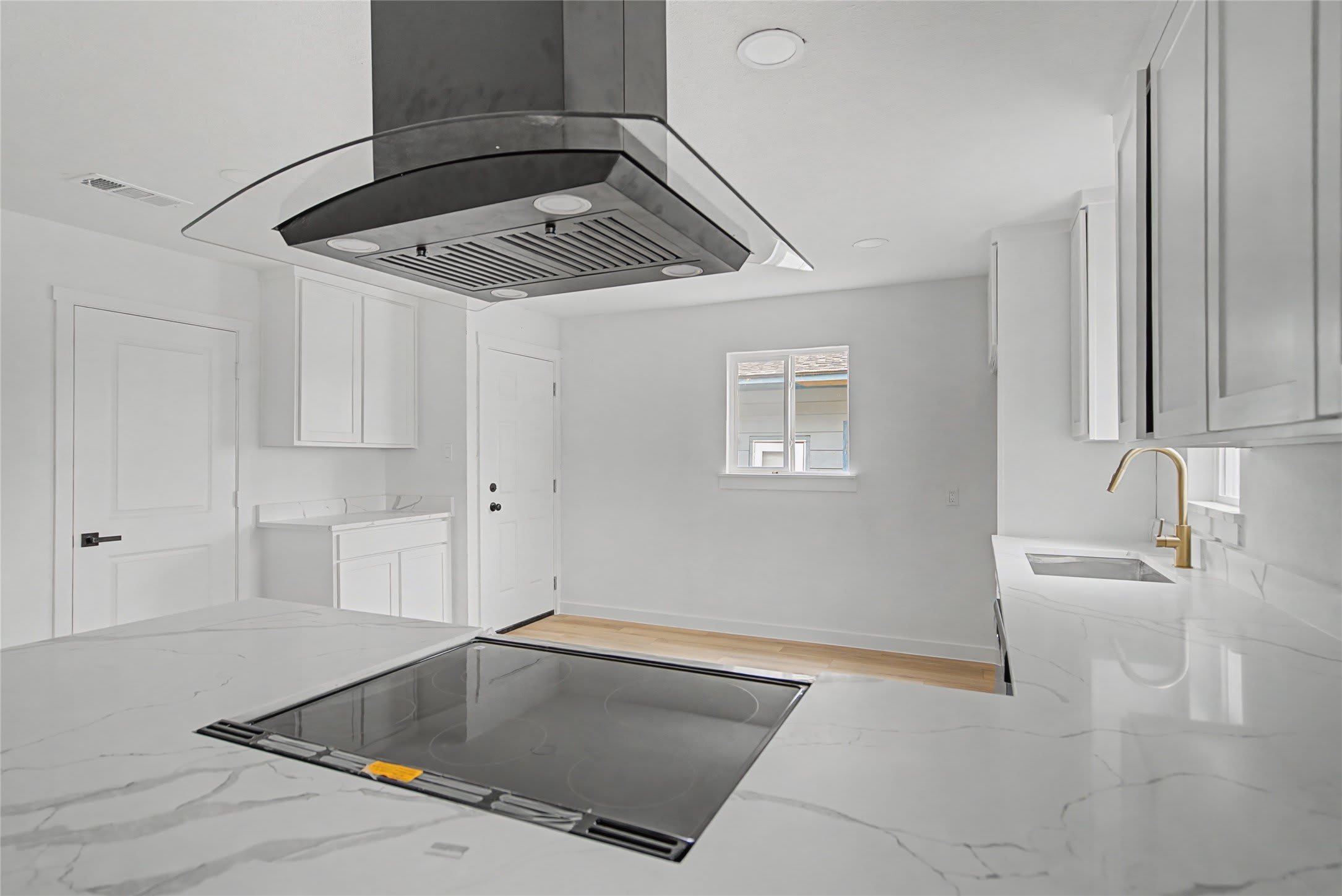 1411 W Gandy Street – photo 3