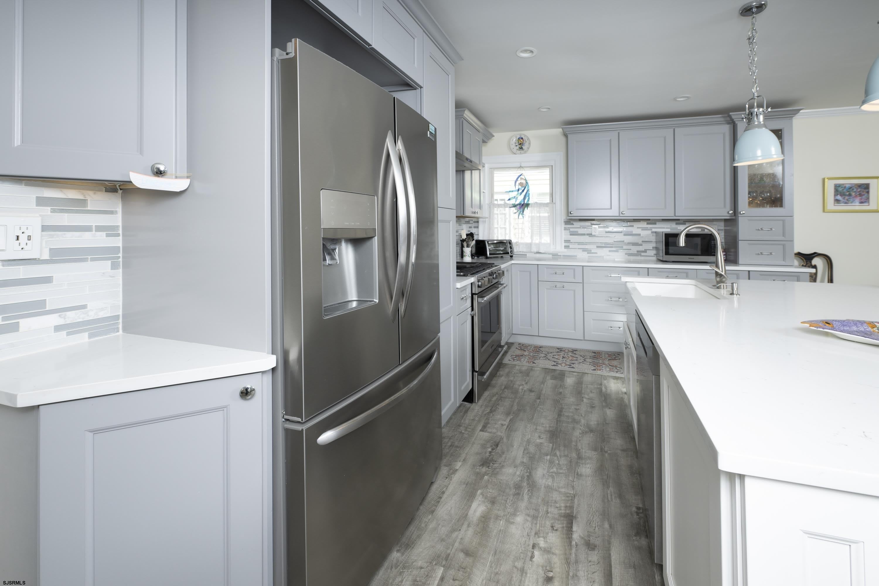 220 N 35th Ave – photo 5