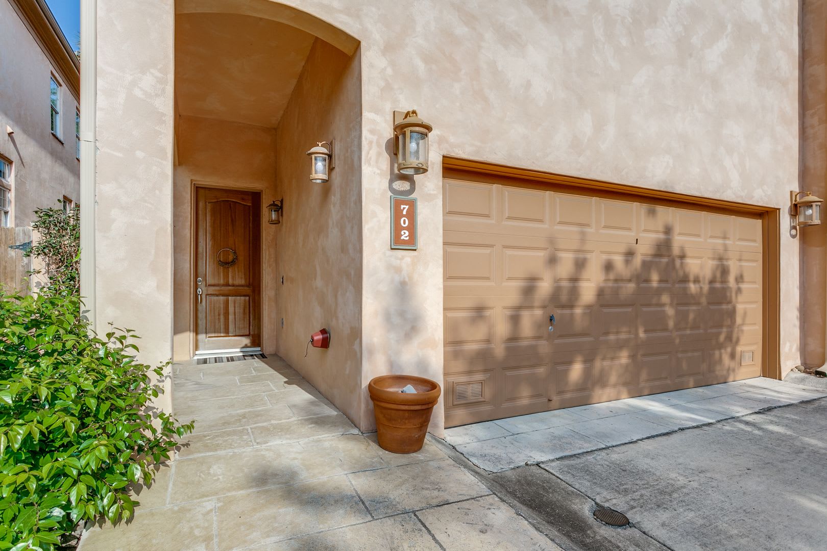 LUXURY 3-BEDROOM TOWNHOME IN ALAMO HEIGHTS – photo 3