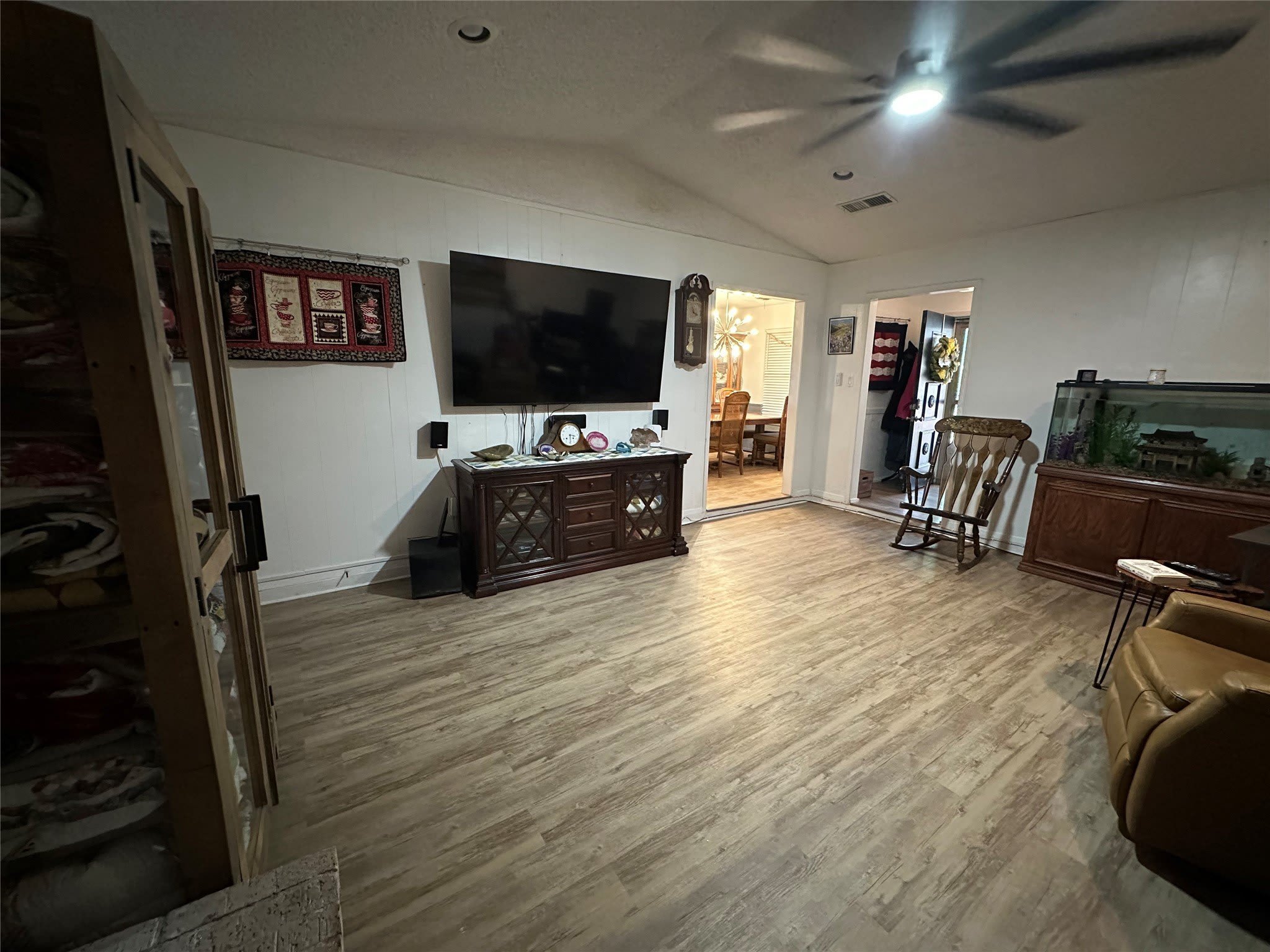 4642 Bruce Drive – photo 4