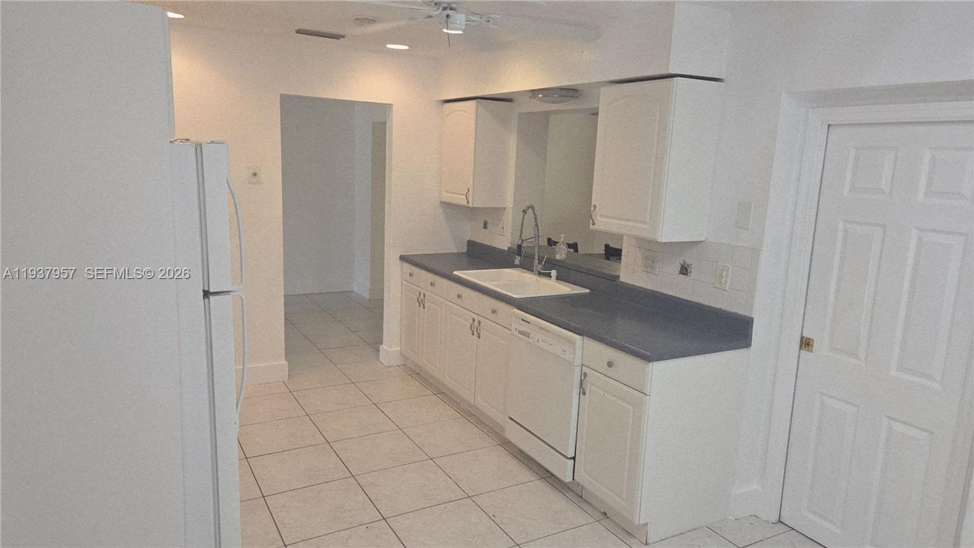 9507 NW 80th Court, Tamarac, FL 33321 – photo 2