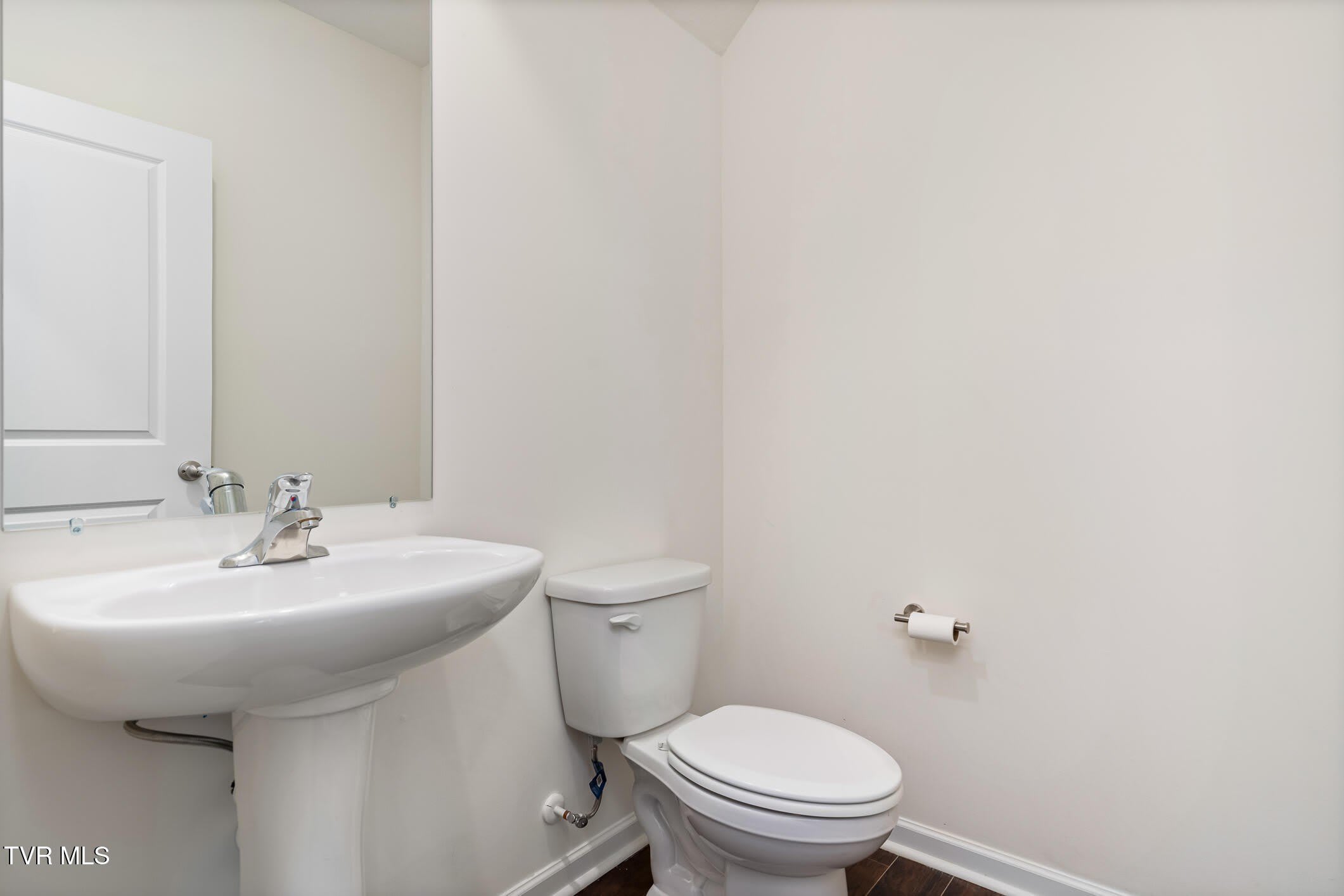 1006 Saylors Place – photo 5
