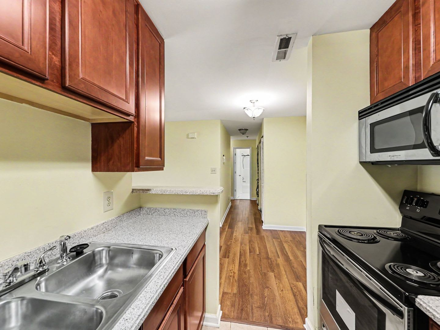CONDO FOR RENT STAFFORD – photo 5