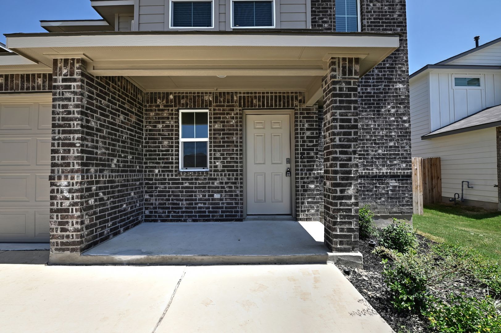 TWO STORY HOME – photo 3