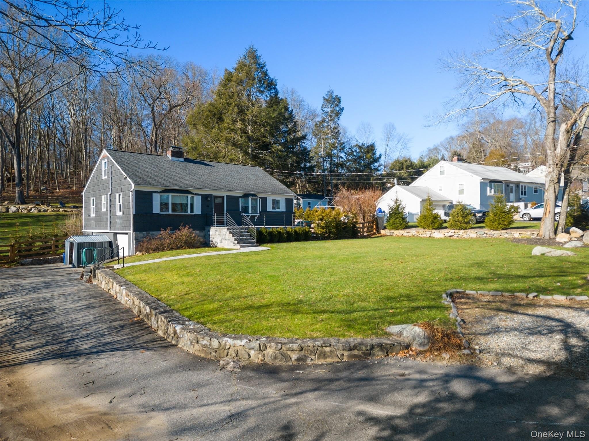 44 Oakridge Road – photo 2