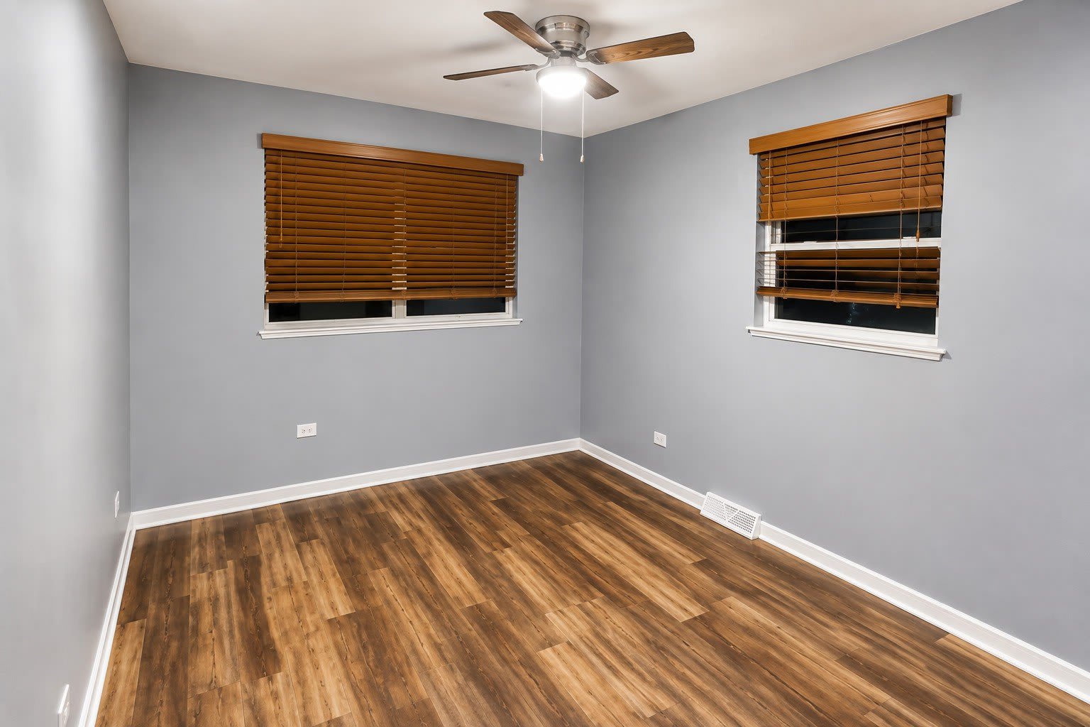 332 W 100th Street – photo 5