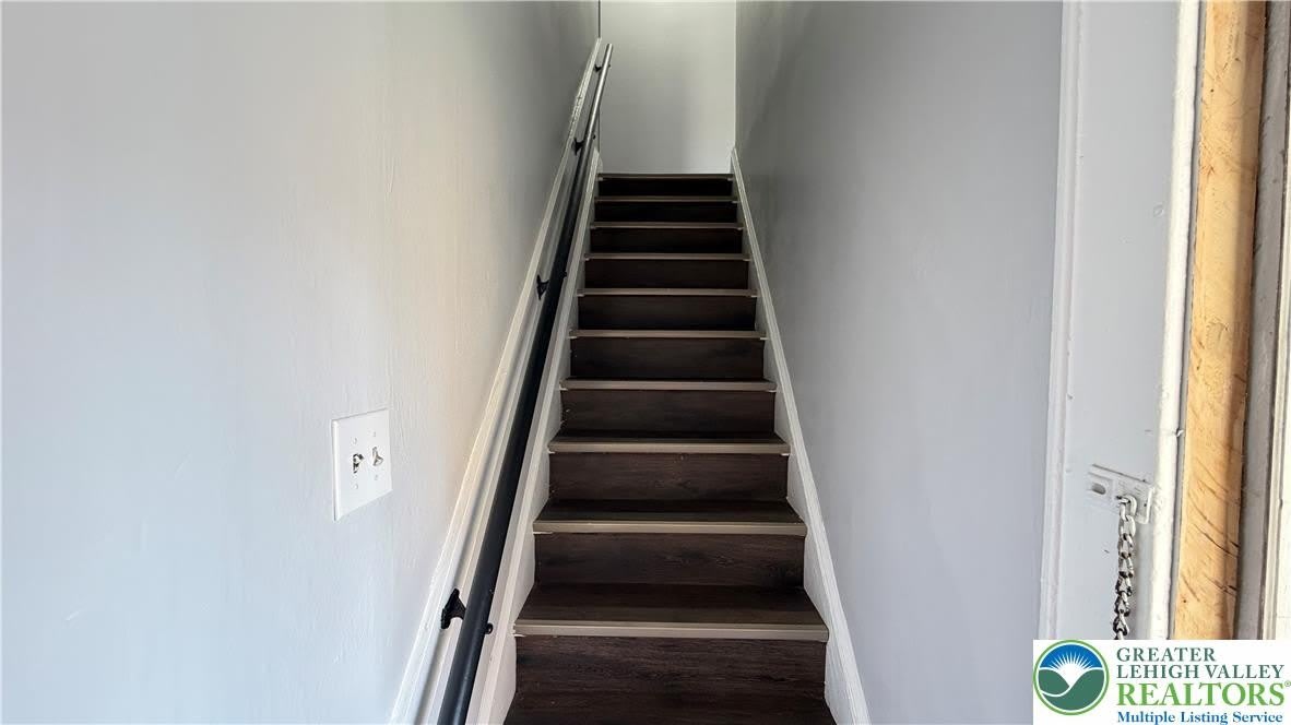 156 Hanover – photo 4