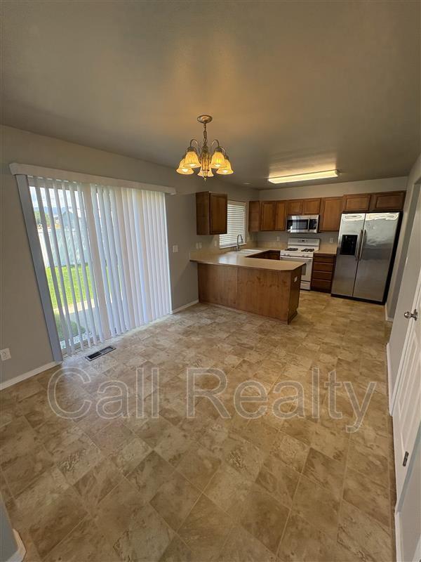 1814 N Arc – photo 3